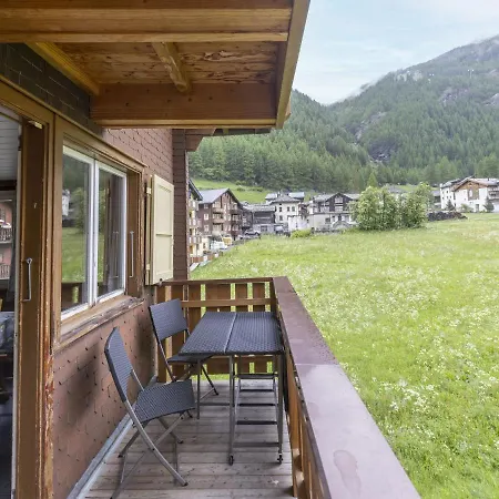Welcoming Holiday In Grund With Garden Holiday home